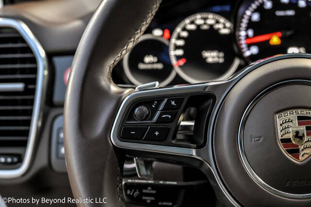 2023 Porsche Cayenne S Coupe Platinum Edition