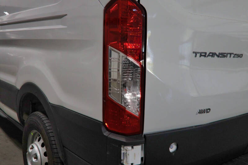 2022 Ford Transit 250