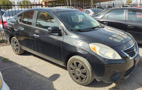 2013 Nissan Versa for sale at 4 U MOTORS in El Paso TX