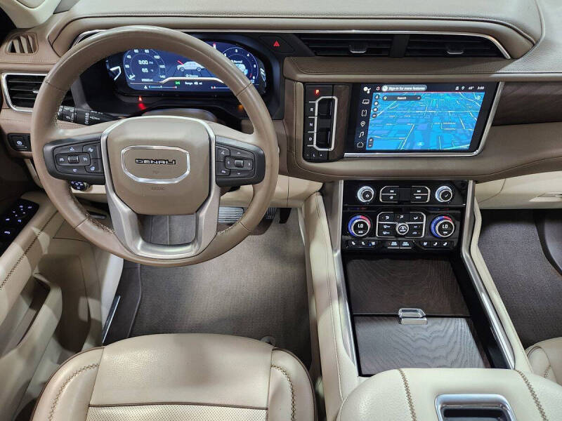 2023 GMC Yukon XL Denali