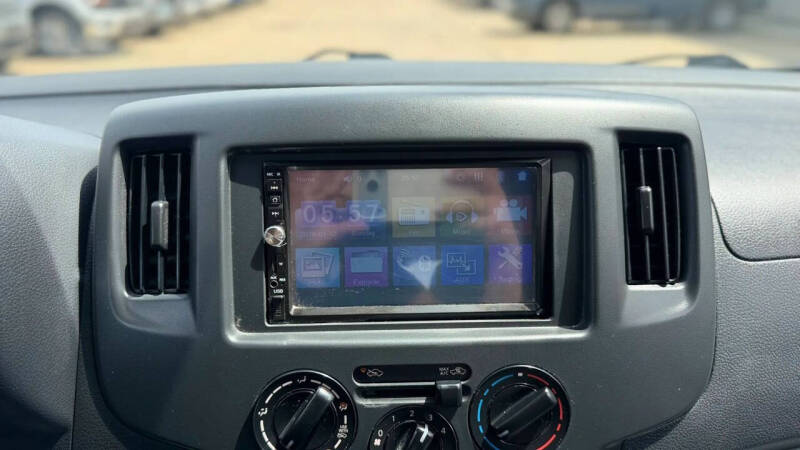 2017 Nissan NV200