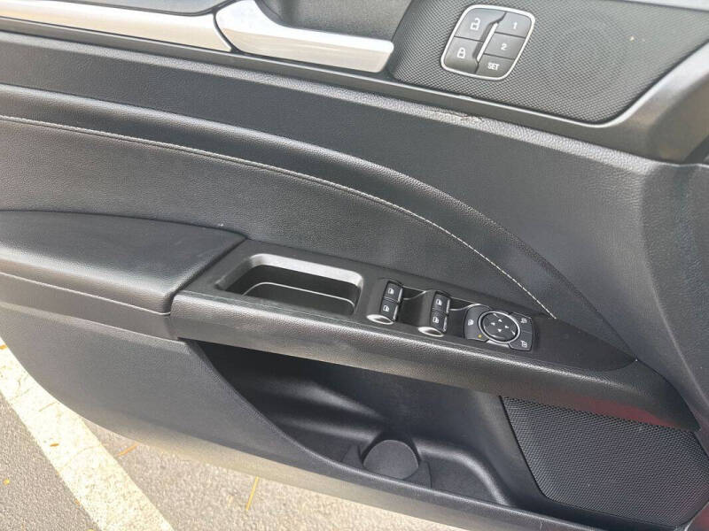 2020 Ford Fusion Titanium