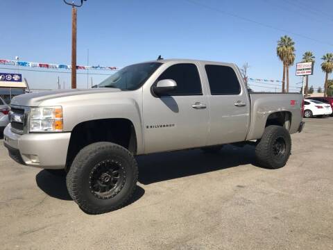 2009 Chevrolet Silverado 1500 for sale at First Choice Auto Sales in Bakersfield CA