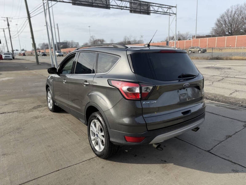 2017 Ford Escape SE