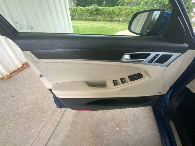 2016 Hyundai Genesis