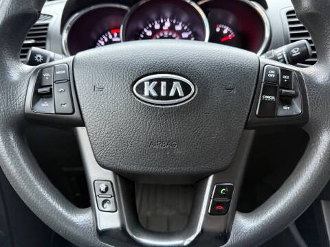 2013 Kia Sorento LX