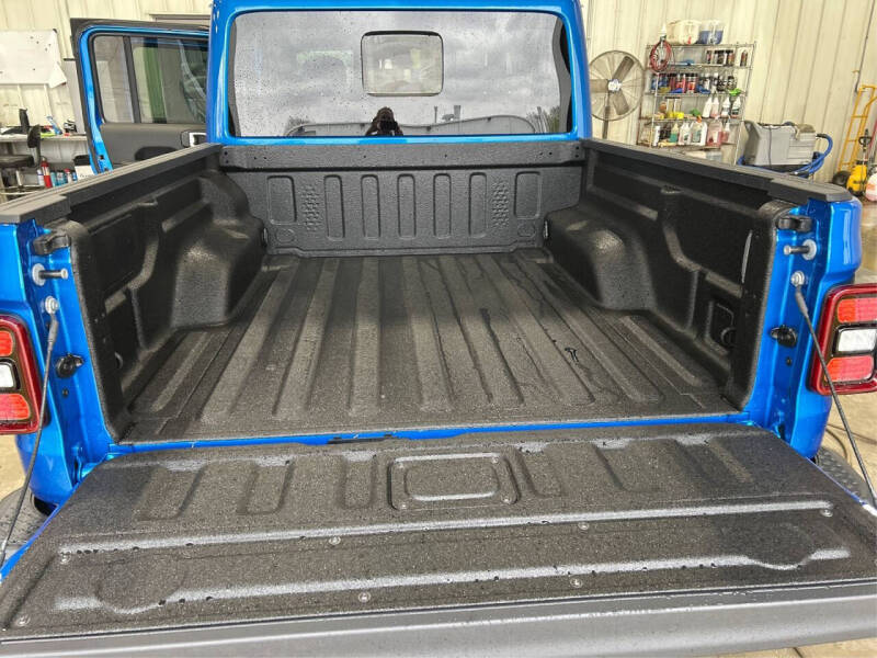 2026 Jeep Gladiator Sahara