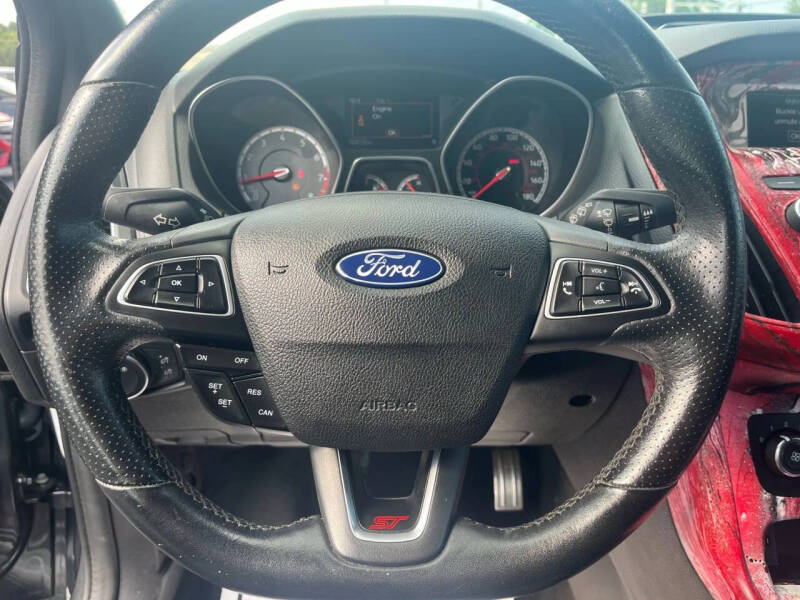 2018 Ford Focus ST