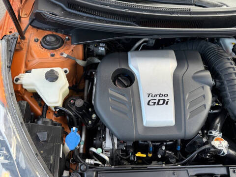 2016 Hyundai Veloster Turbo