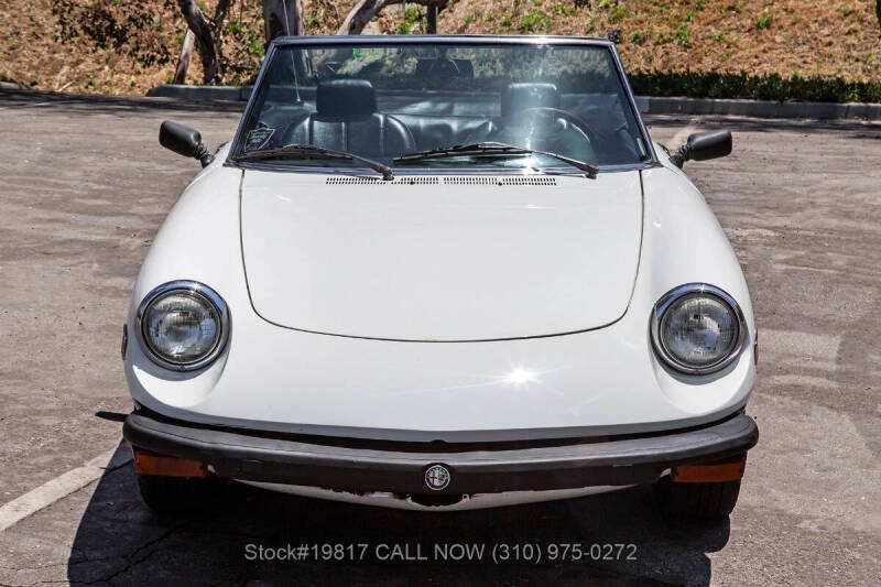 1977 Alfa Romeo Spider Veloce 2000