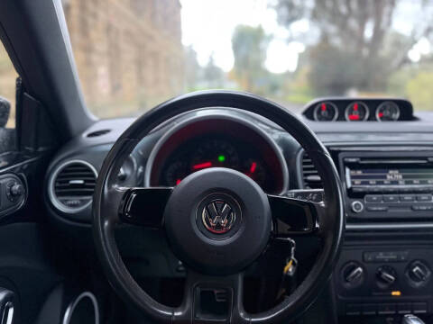 2012 Volkswagen Beetle