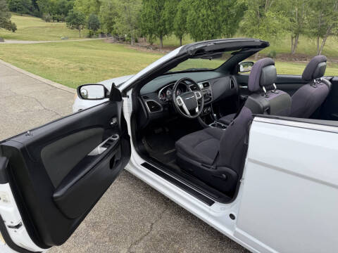 2012 Chrysler 200 Touring