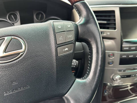 2014 Lexus LX 570