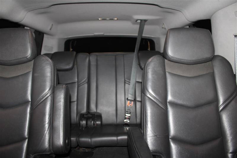 2018 Cadillac Escalade ESV Luxury