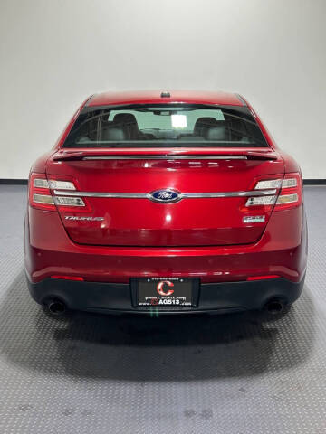 2013 Ford Taurus SHO