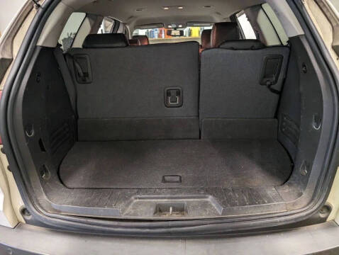 2011 Chevrolet Traverse LT