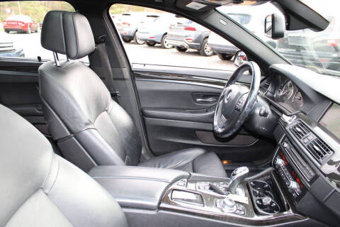 2011 BMW 5 Series 550i xDrive