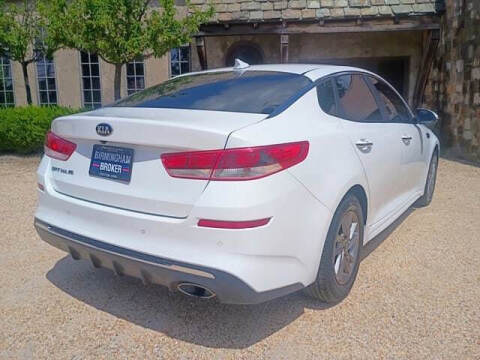 2020 Kia Optima LX