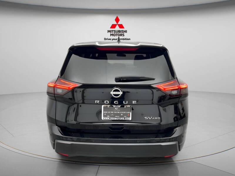 2024 Nissan Rogue SV