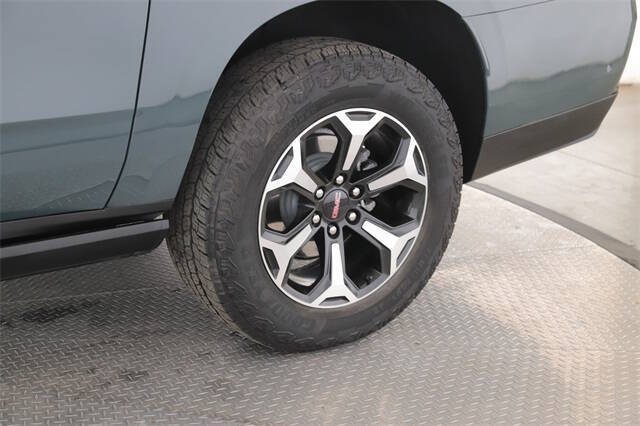 2025 GMC Yukon XL AT4