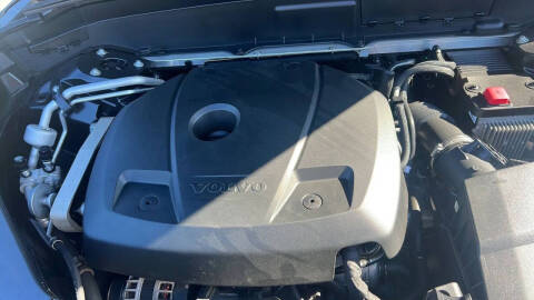 2019 Volvo XC90 T5 Momentum