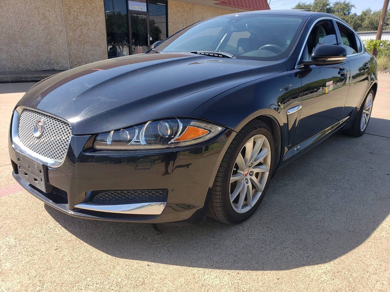 2014 Jaguar XF for sale at Sarenco Auto Inc in Dallas, TX