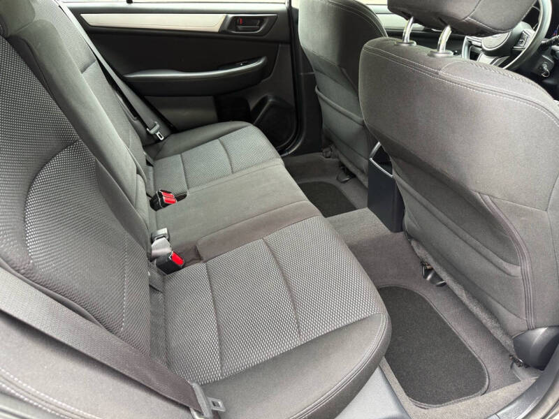 2018 Subaru Outback 2.5i