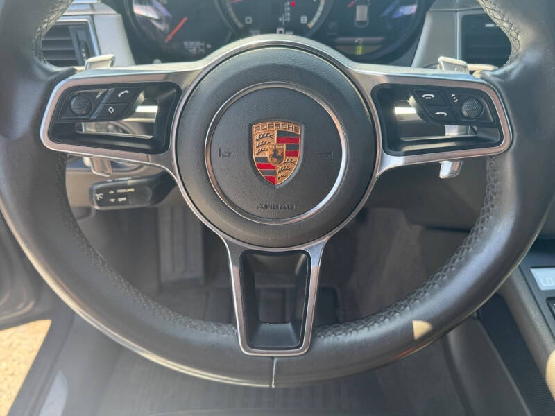 2016 Porsche Macan Turbo