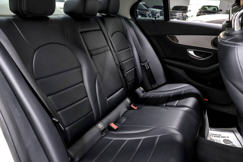 2016 Mercedes-Benz C-Class