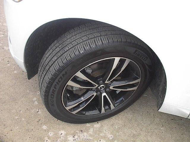 2020 Volvo XC60 T5 Momentum