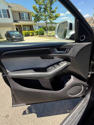 2016 Audi SQ5 3.0T quattro Premium Plus