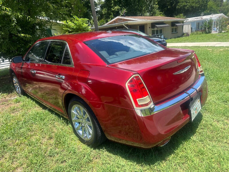 2011 Chrysler 300 C