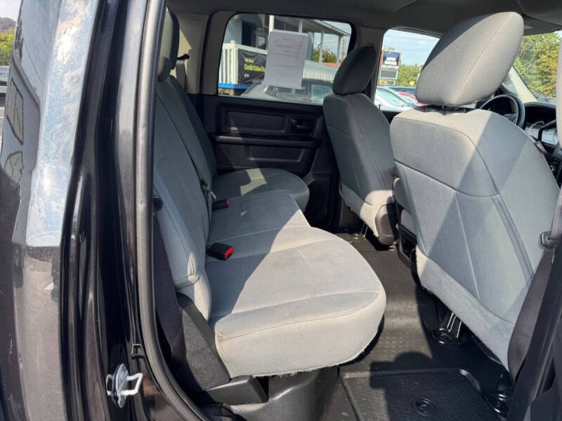 2017 RAM 1500 Express