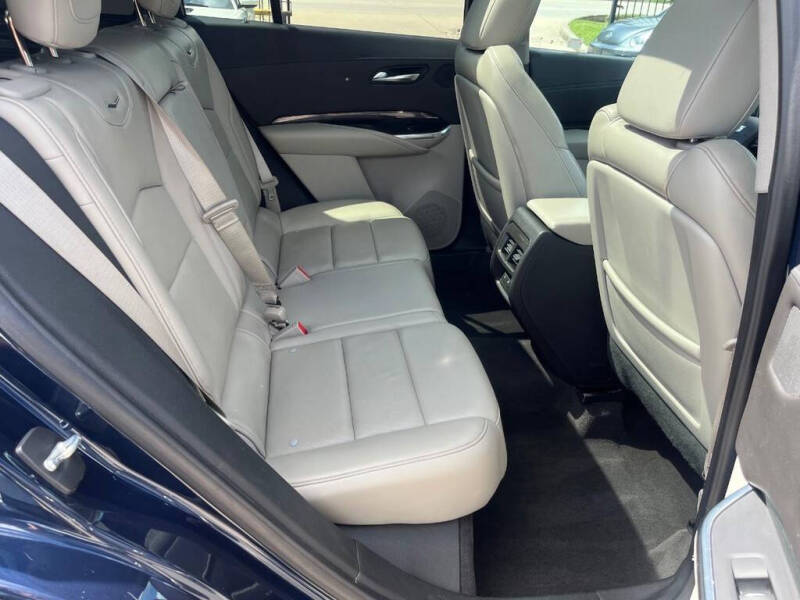 2019 Cadillac XT4 Premium Luxury
