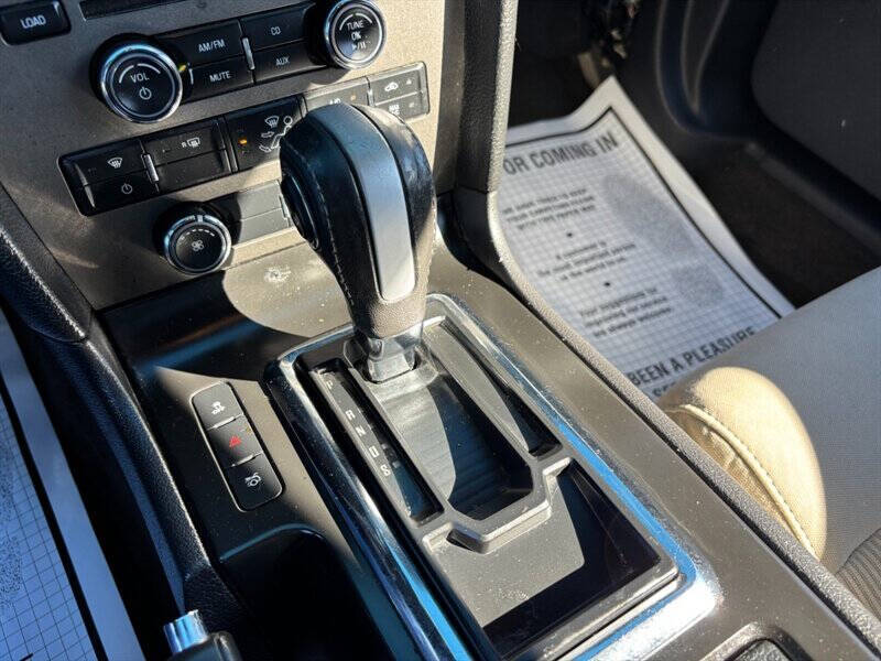 2014 Ford Mustang V6