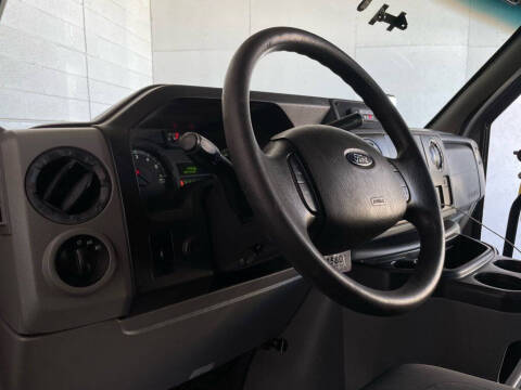 2016 Ford E-Series