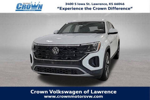 2024 Volkswagen Atlas Cross Sport for sale at Crown Automotive of Lawrence Kansas in Lawrence KS