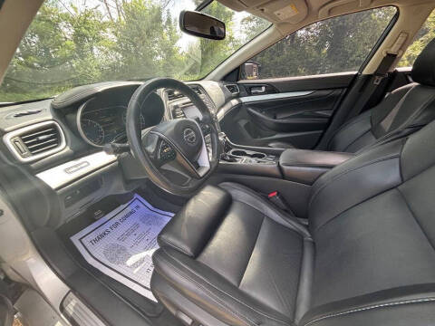 2017 Nissan Maxima