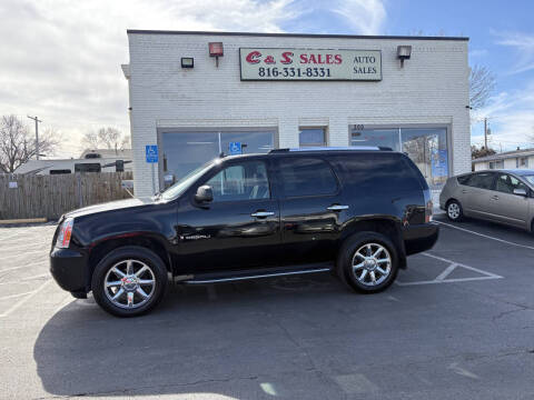 2007 GMC Yukon for sale at C & S SALES in Belton MO