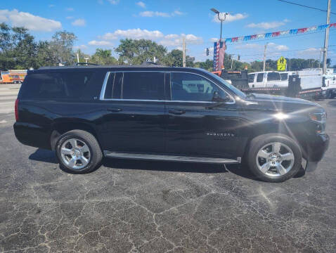 2017 Chevrolet Suburban LT