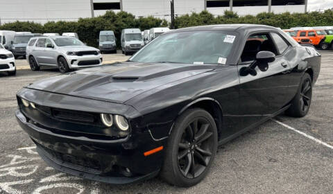 2018 Dodge Challenger SXT Plus