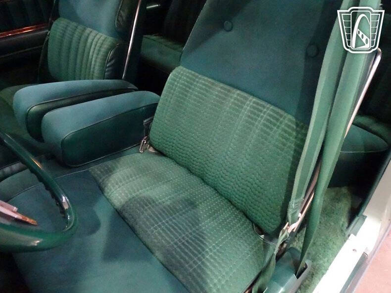 1977 Ford Thunderbird