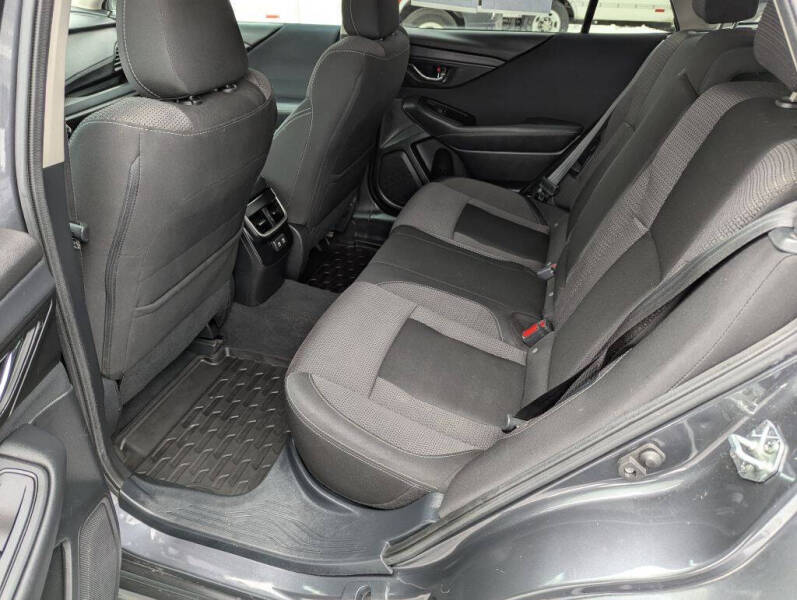 2022 Subaru Outback Premium