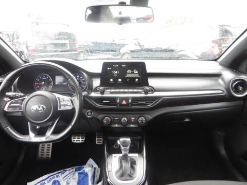 2021 Kia Forte GT Line