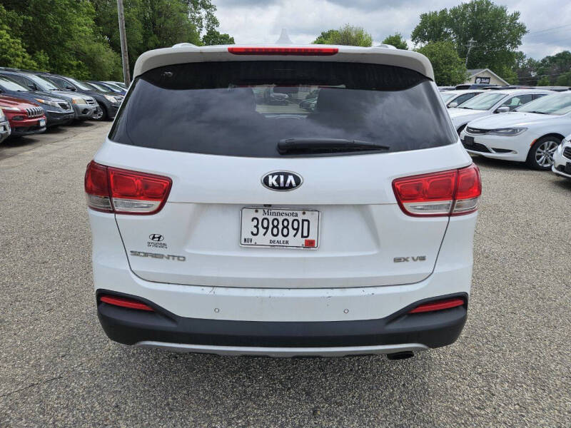 2016 Kia Sorento EX V6
