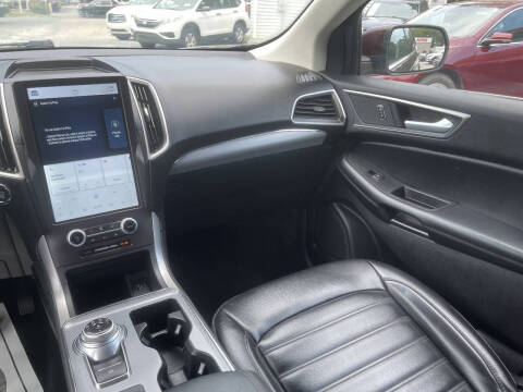 2021 Ford Edge SEL