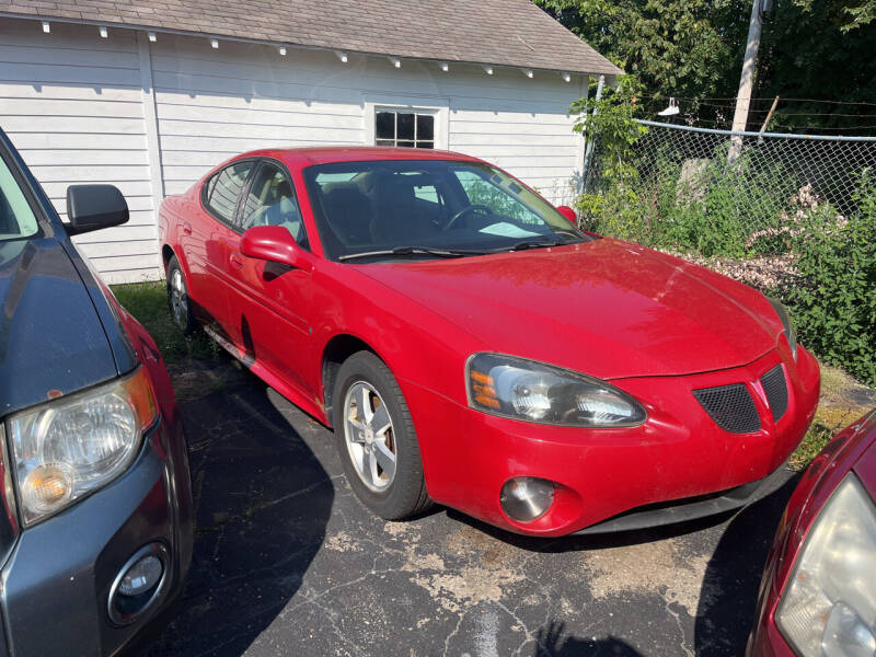 2008 Pontiac Grand Prix for sale at Holiday Auto Sales in Grand Rapids MI