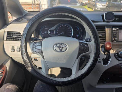 2013 Toyota Sienna
