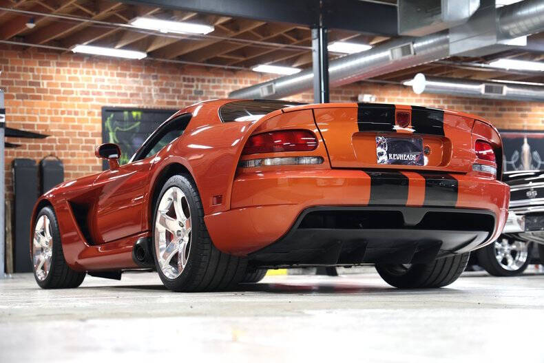 2006 Dodge Viper SRT-10