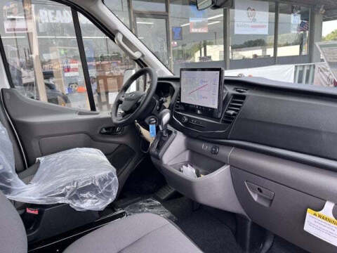 2025 Ford Transit 350 XLT